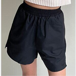 Djerf Avenue Breezy Shorts Black